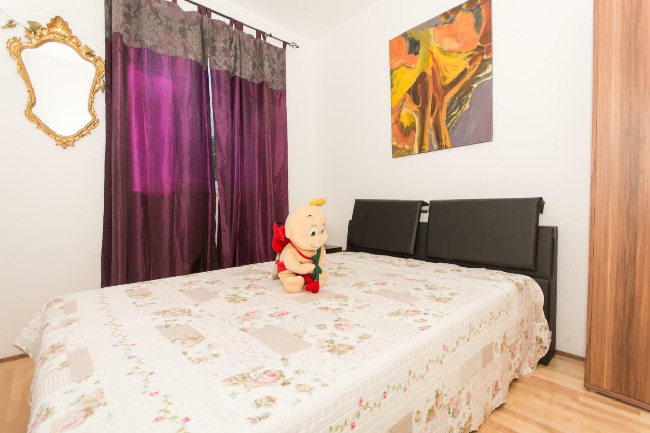 Luxury Apartment L&A Трогир Экстерьер фото