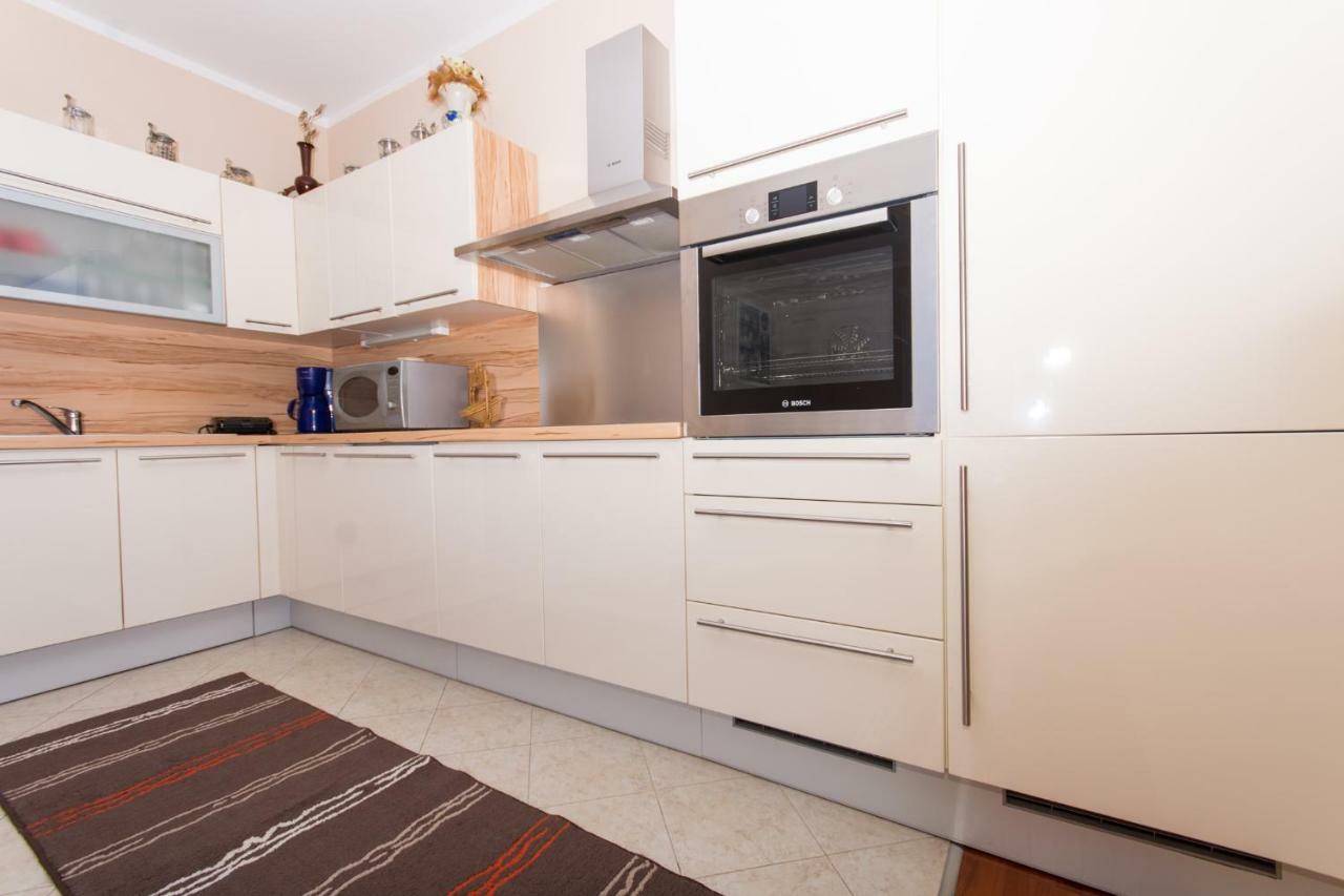 Luxury Apartment L&A Трогир Экстерьер фото